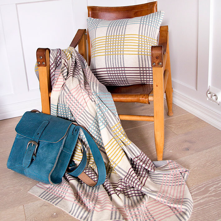 Ruth-blanket-chair-02-72-web